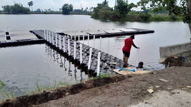 บ้านหนองอีล้ำ จ.อ่างทอง — ติดตั้งระบบทุ่นลอยน้ำพลังงานแสงอาทิตย์ ภาพที่ 5
