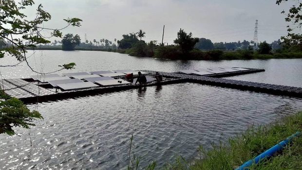 บ้านหนองอีล้ำ จ.อ่างทอง — ติดตั้งระบบทุ่นลอยน้ำพลังงานแสงอาทิตย์ ภาพที่ 6