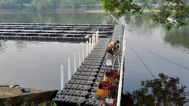 บ้านฮ่องปุ๊สามัคคี จ.ลำปาง — ติดตั้งทุ่นโซลาร์เซลล์ 100 แผง ภาพที่ 1